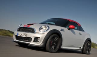 MINI John Cooper Works Coupé