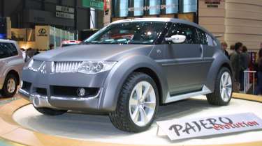 Mitsubishi Pajero - front static