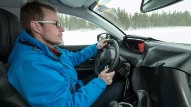Peugeot 3008 Advanced Grip Control test sean driving
