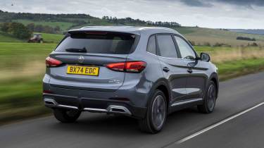 MG ZS - rear tracking