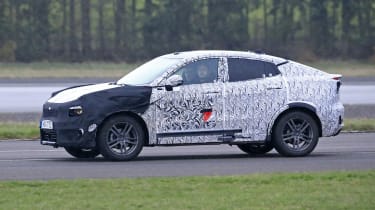 Lynk &amp; Co Coupe-SUV spied  - front tracking