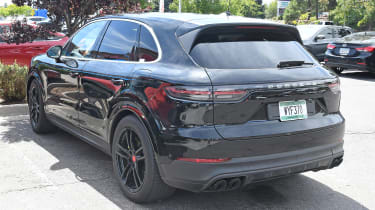 Porsche Cayenne Turbo S E-Hybrid - spyshot 2