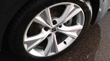SEAT Leon - wheel