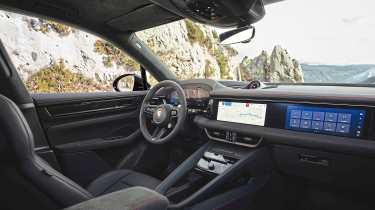 Porsche Macan Electric GTS - interior