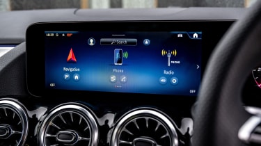 Mercedes B-Class - infotainment touchscreen