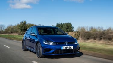 Volkswagen Golf R 2017 front tracking