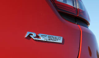 Clio Renaultsport 200 EDC Lux badge