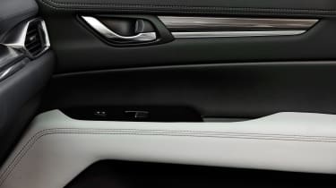 Mazda CX-5 LA Motor Show 2016 - door interior