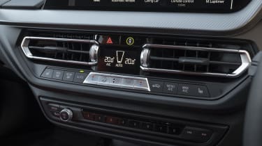 BMW M135i xDrive - climate controls