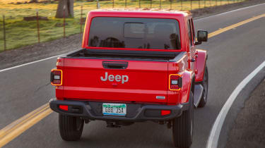 Jeep Gladiator - rear action