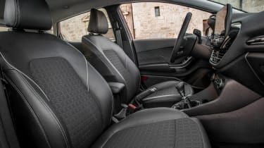 Ford Fiesta Titanium 2017 seats