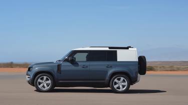 Land Rover Defender hard-top