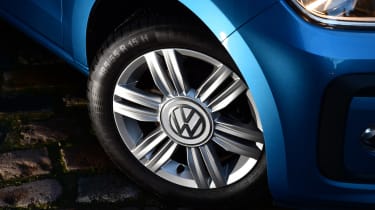 Volkswagen up! - wheel