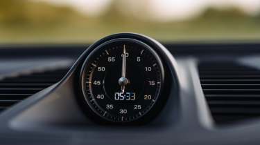 Porsche Macan GTS - lap timer