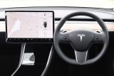 Tesla Model 3 - interior