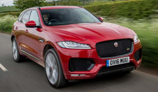 Jaguar F-Pace - front