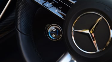 Mercedes-AMG SL 55 - steering wheel control (left)