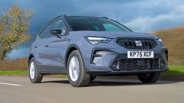 SEAT Arona - front 3/4