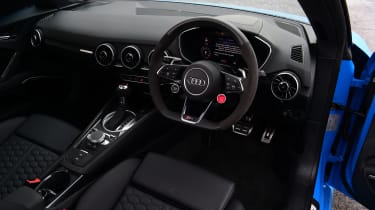Audi TT RS - interior