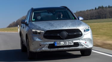Mercedes GLC prototype - front tracking