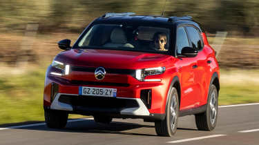 Citroen e-C3 Aircross Extended Range - cornering
