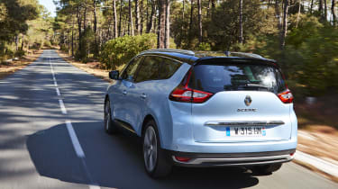 Renault Grand Scenic 2016 - rear tracking