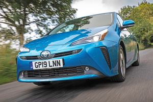 Toyota Prius - best hybrid cars to buy