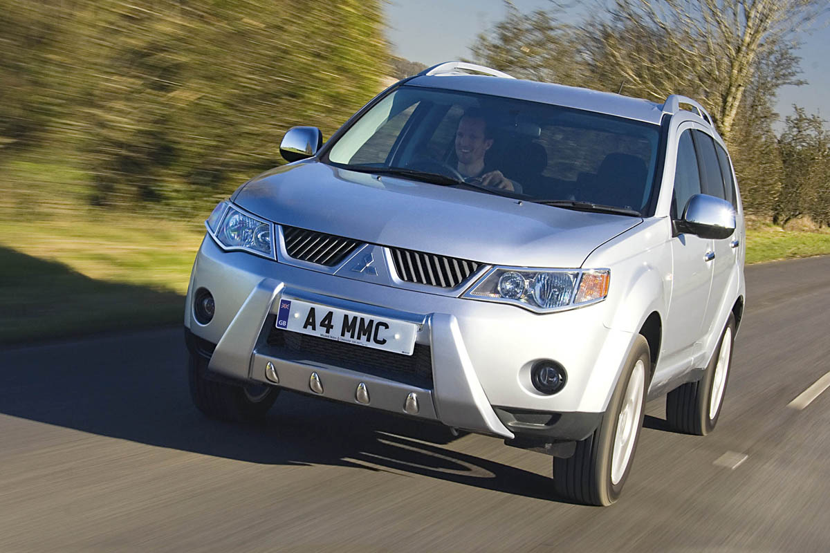 Mitsubishi Outlander 07 Review Auto Express