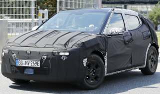 Hyundai Ioniq 2 - front 3/4