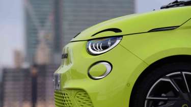 Abarth 500e - front corner, static detail
