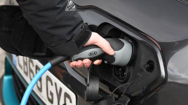 Kia e-Niro charging