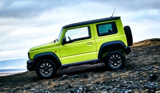 Suzuki Jimny - side