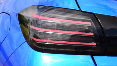 Peugeot E-208 - rear tail light 