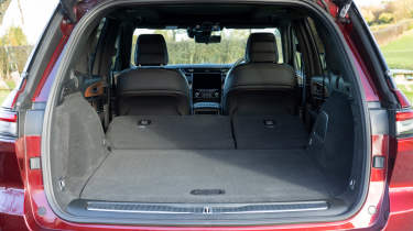 Jeep Grand Cherokee 4xe - boot seats down