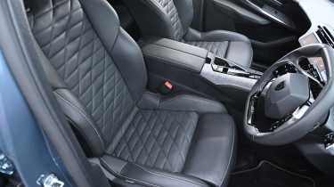 Peugeot E-3008 GT - long termer seat