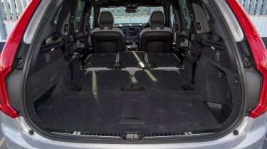 Volvo XC90 Recharge - 2 seats boot space