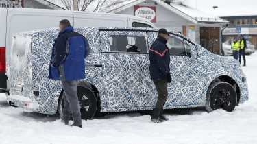 Mercedes V-Class - static rear angled