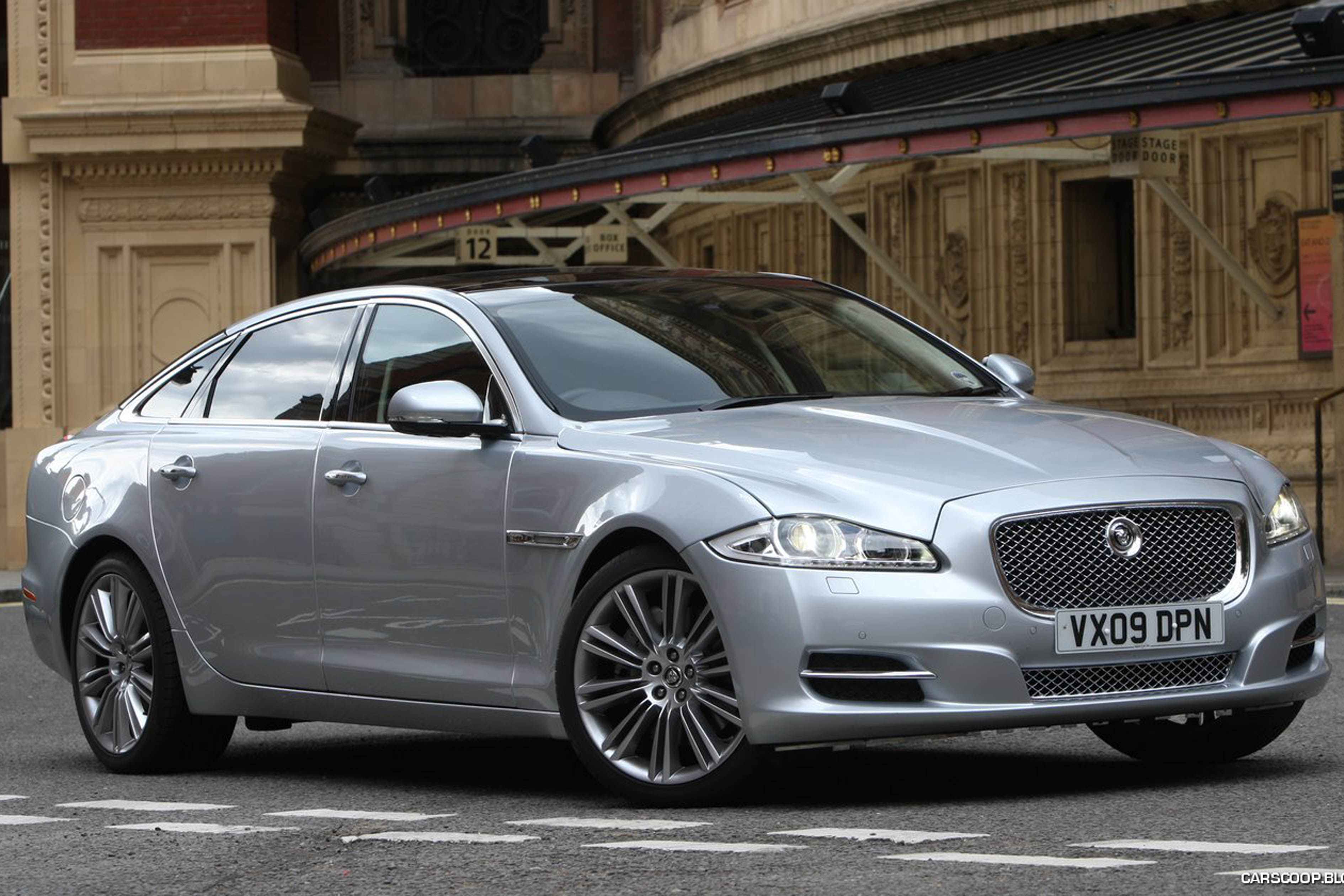 Jaguar XJ Auto Express