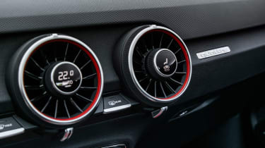 Audi TT RS - air-con