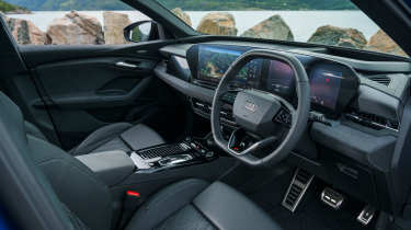 Audi Q6 e-tron - dashboard