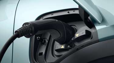 Proton e.MAS 7 - charging socket