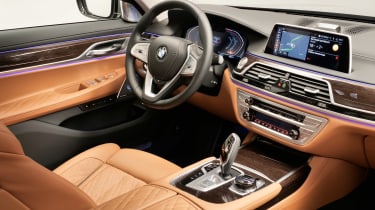 BMW 7 Series facelift - cabin
