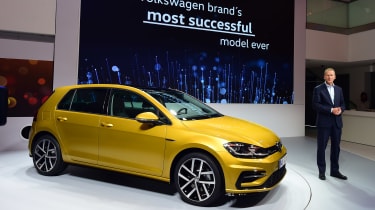 New 2017 Volkswagen Golf reveal - front presentation