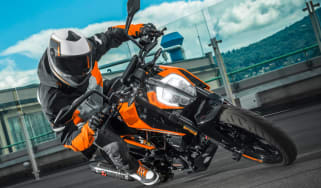 KTM Duke 125 review - header
