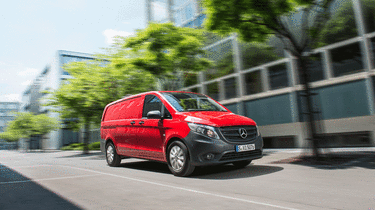 Mercedes Vito 2015 - driving