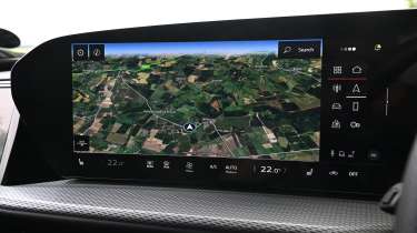 Audi Q5 - infotainment screen