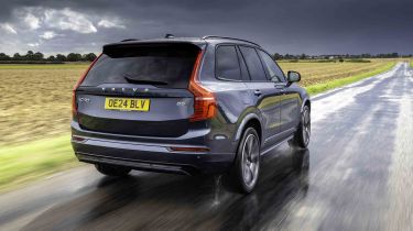 Volvo XC90 B5 - rear tracking