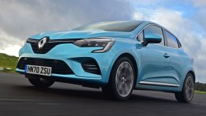 Renault%20Clio%20E-Tech%20Hybrid-2.jpg