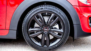 MINI Cooper S Works 210 - wheel detail