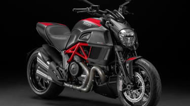 Ducati Diavel review - black and red
